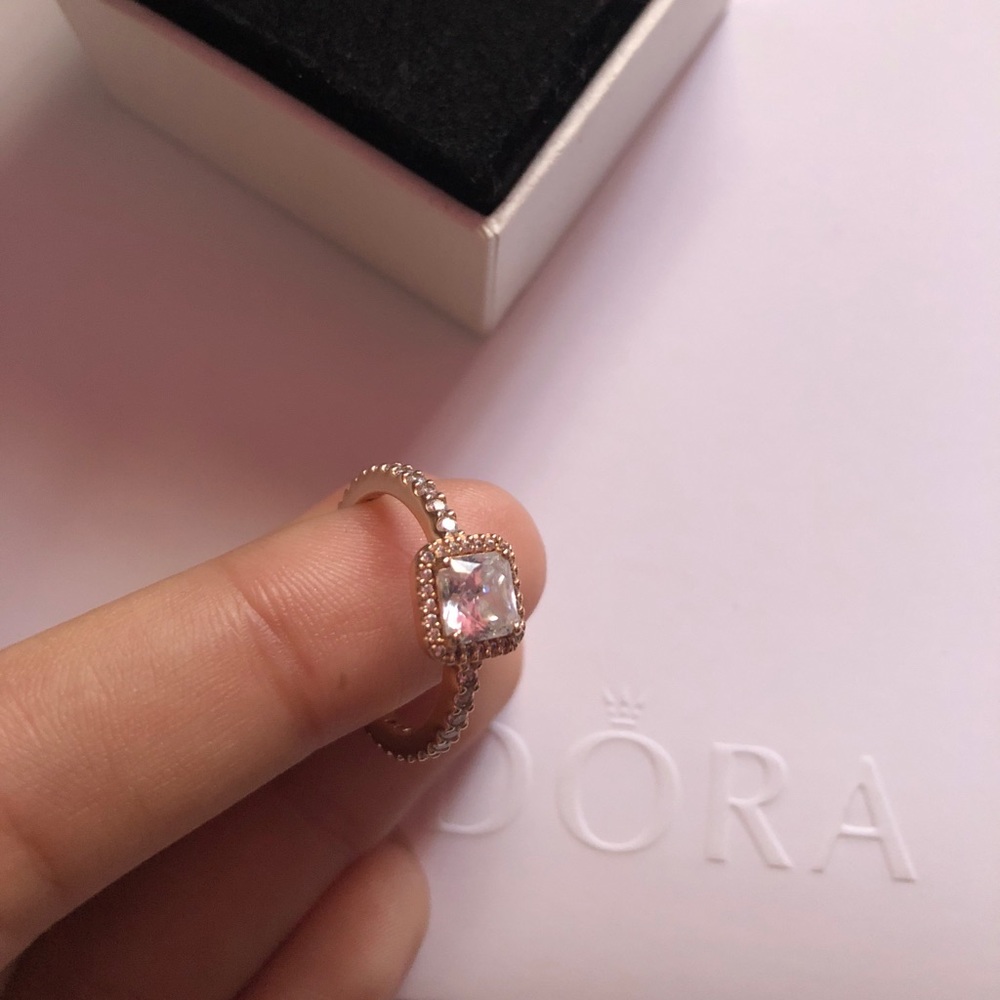 Timeless Elegance Ring, PANDORA Rose™ & Clear CZ - Picture 5 of 8